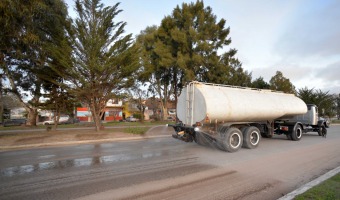 CONTINAN LAS TAREAS DE DESINFECCIN EN LA VA PBLICA